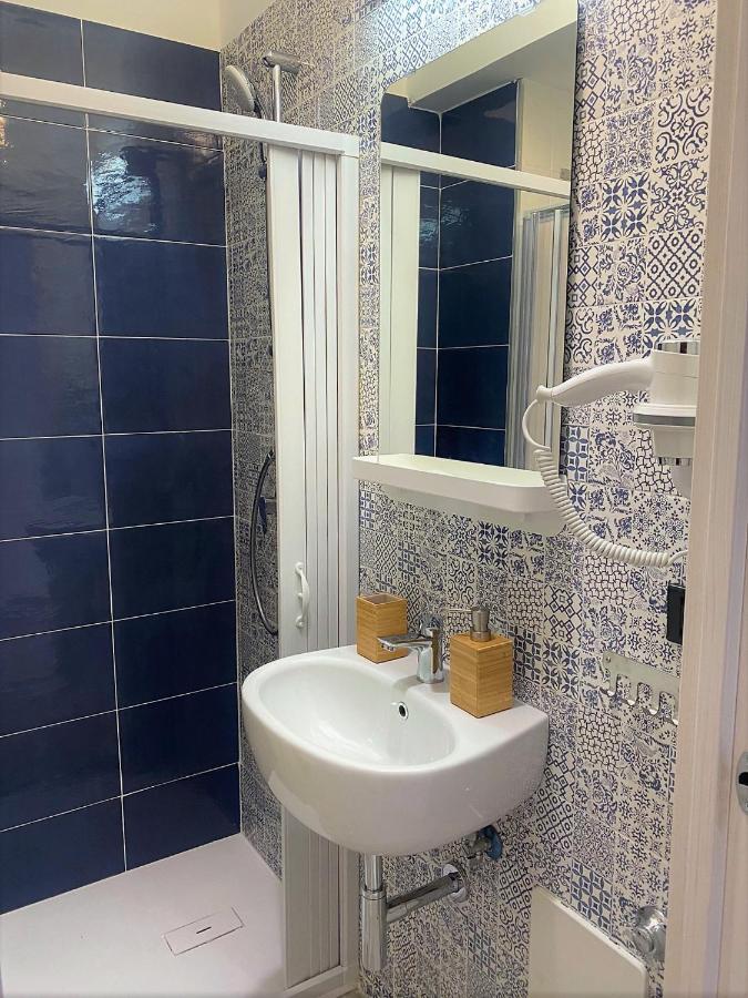 Chiarilu Casa Vacanze Salerno Bagian luar foto