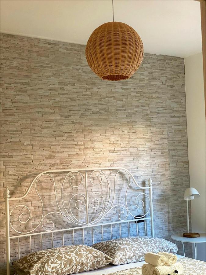 Chiarilu Casa Vacanze Salerno Bagian luar foto